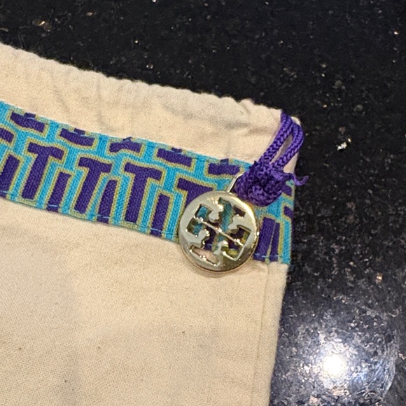 Tory Burch Dustbag 21” x 22” - Picture 3 of 4